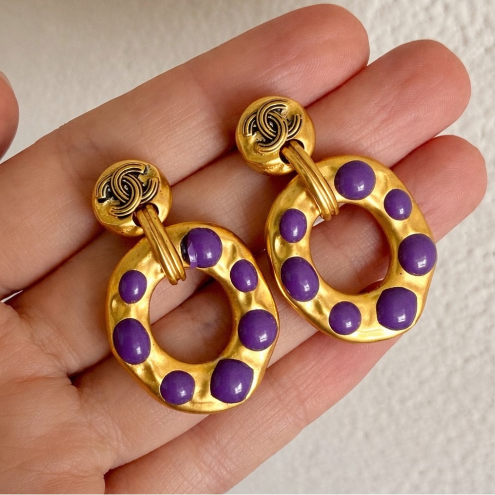 💜CHANEL Vintage Purple Enamel Drop Earrings ✨